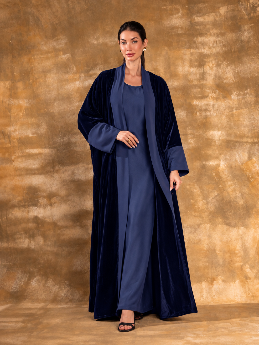 ALNOUD NAVY BLUE VELVET ABAYA