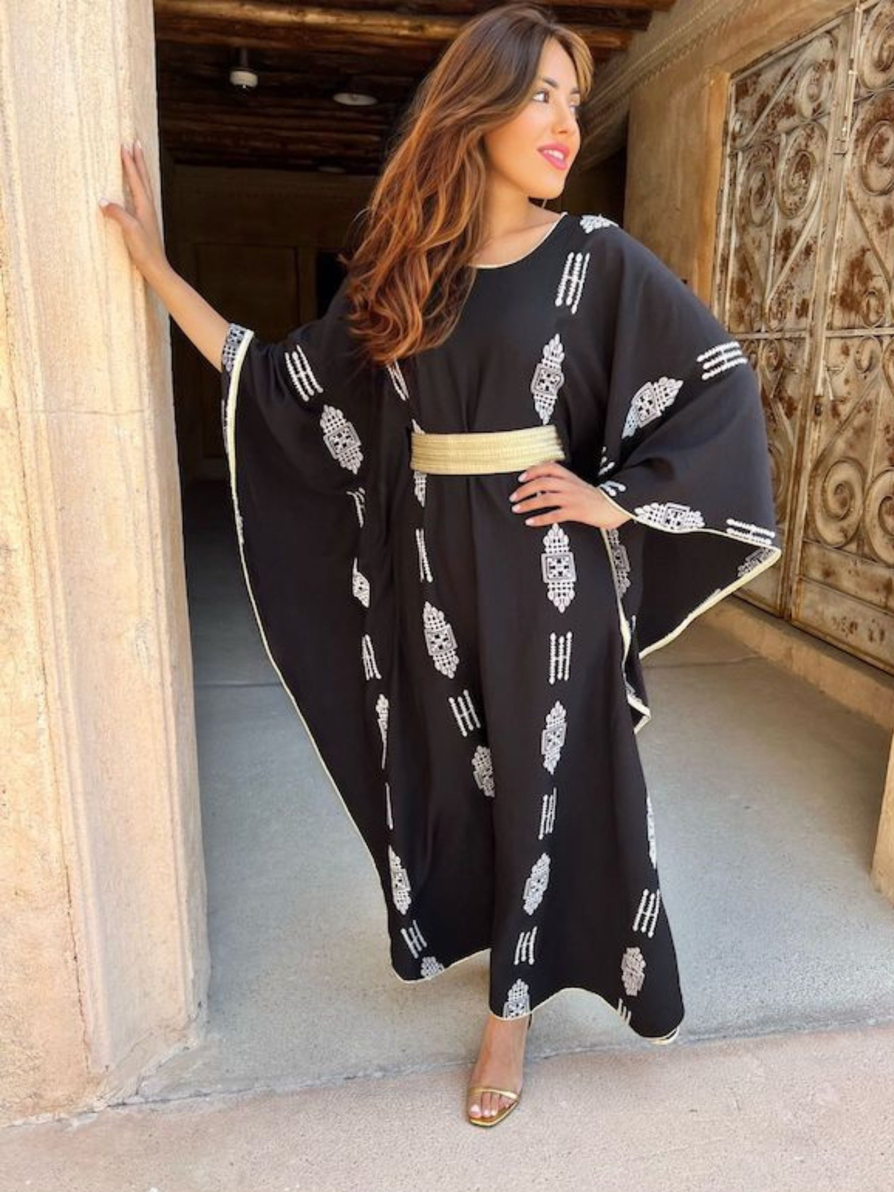 NOUR LINEN BLACK KAFTAN