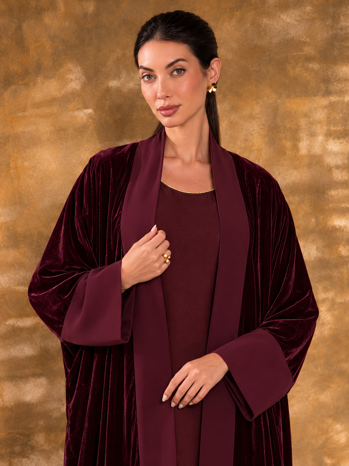 ALNOUD BURGUNDY VELVET ABAYA