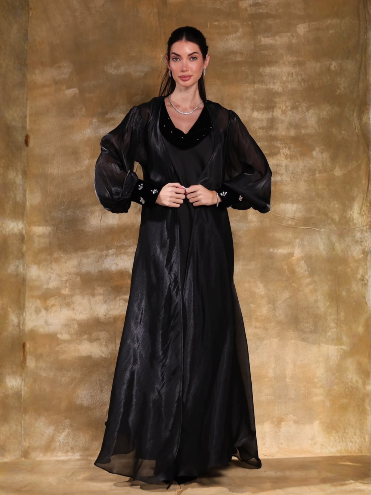 RANEEM BLACK EMBROIDERED ABAYA