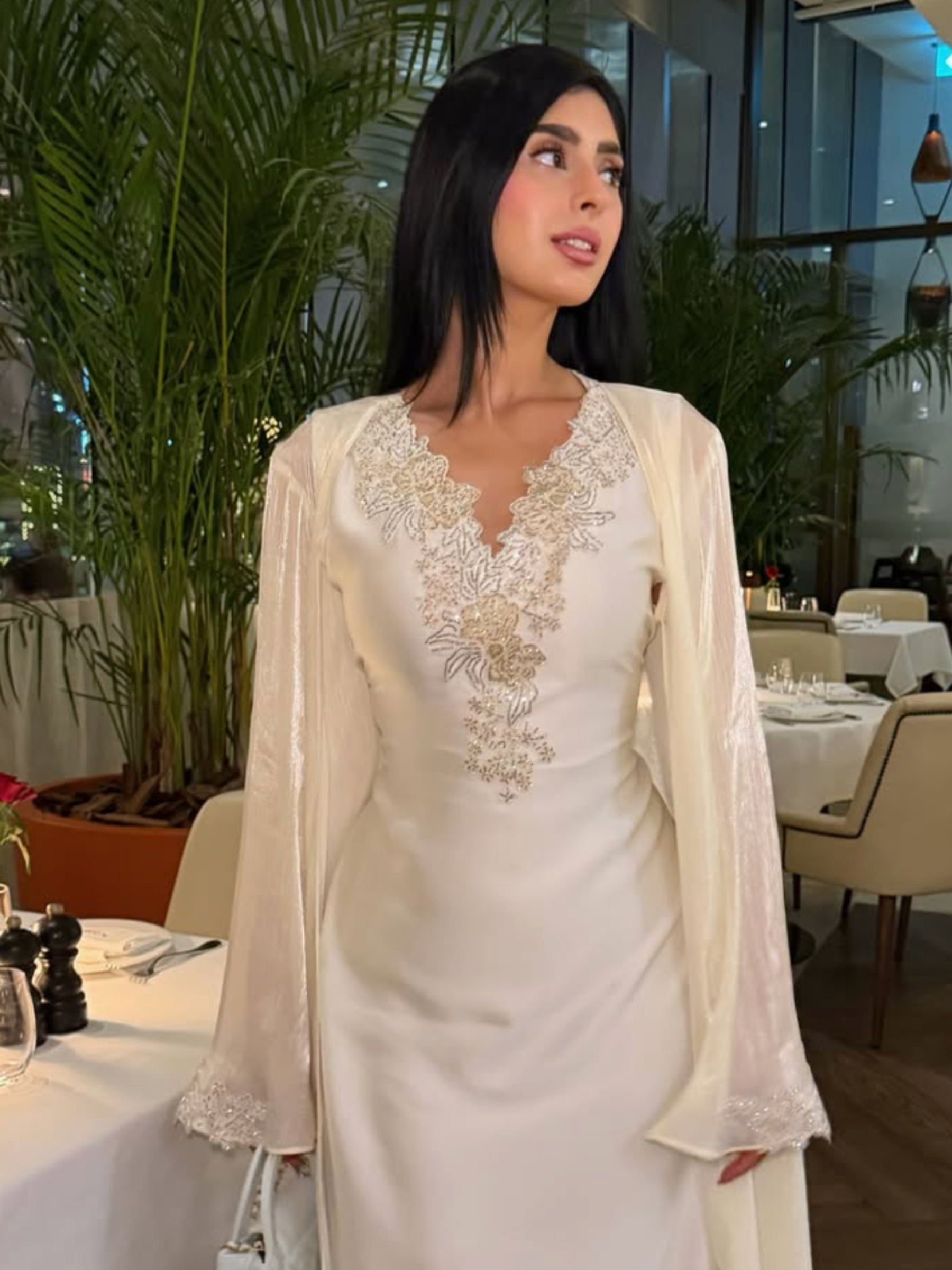 CHARLOTTE OFFWHITE ABAYA