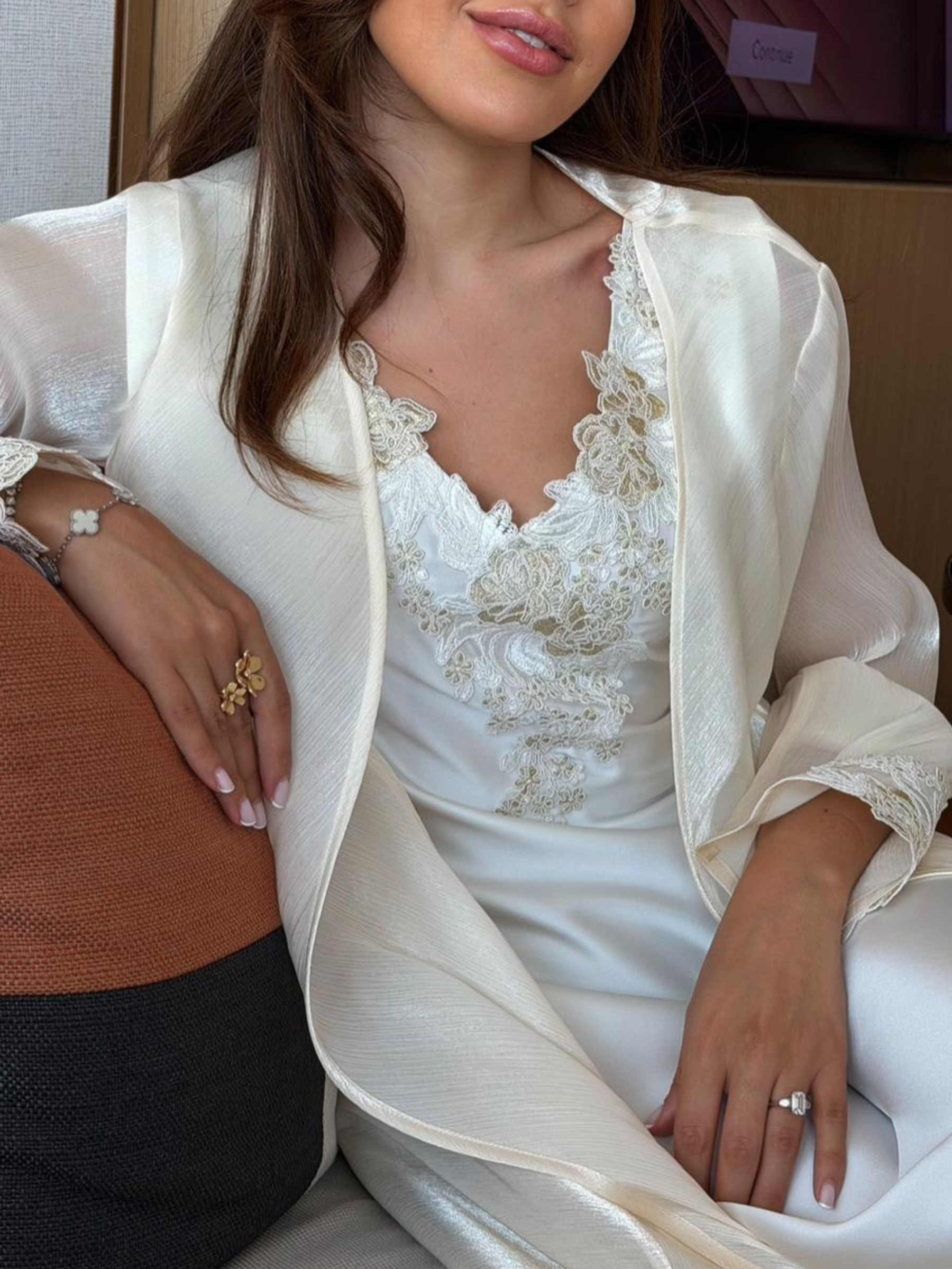 CHARLOTTE OFFWHITE ABAYA
