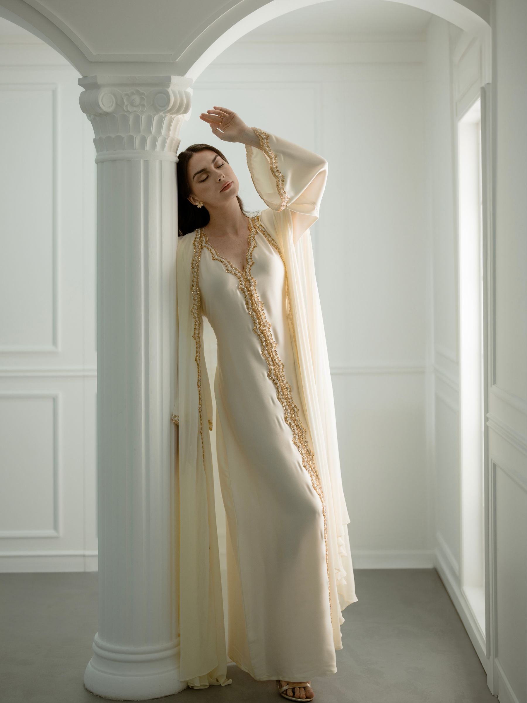TALIA OFFWHITE