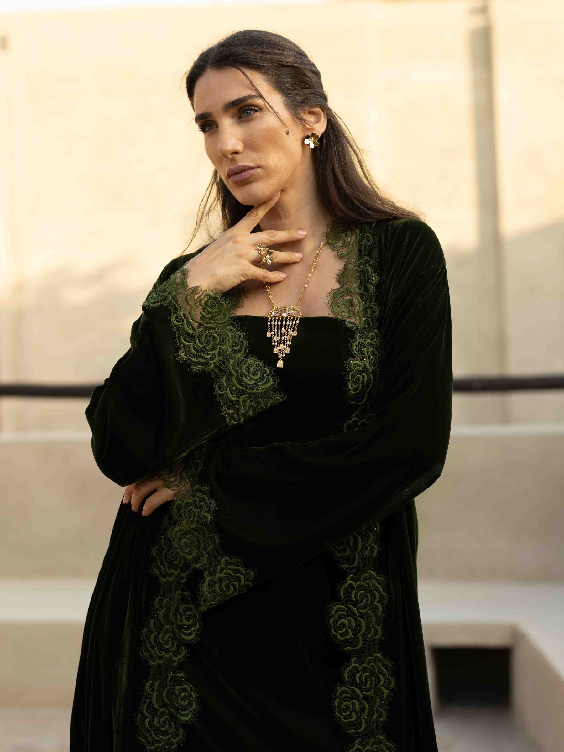 CAMELLIA VELVET GREEN ABAYA