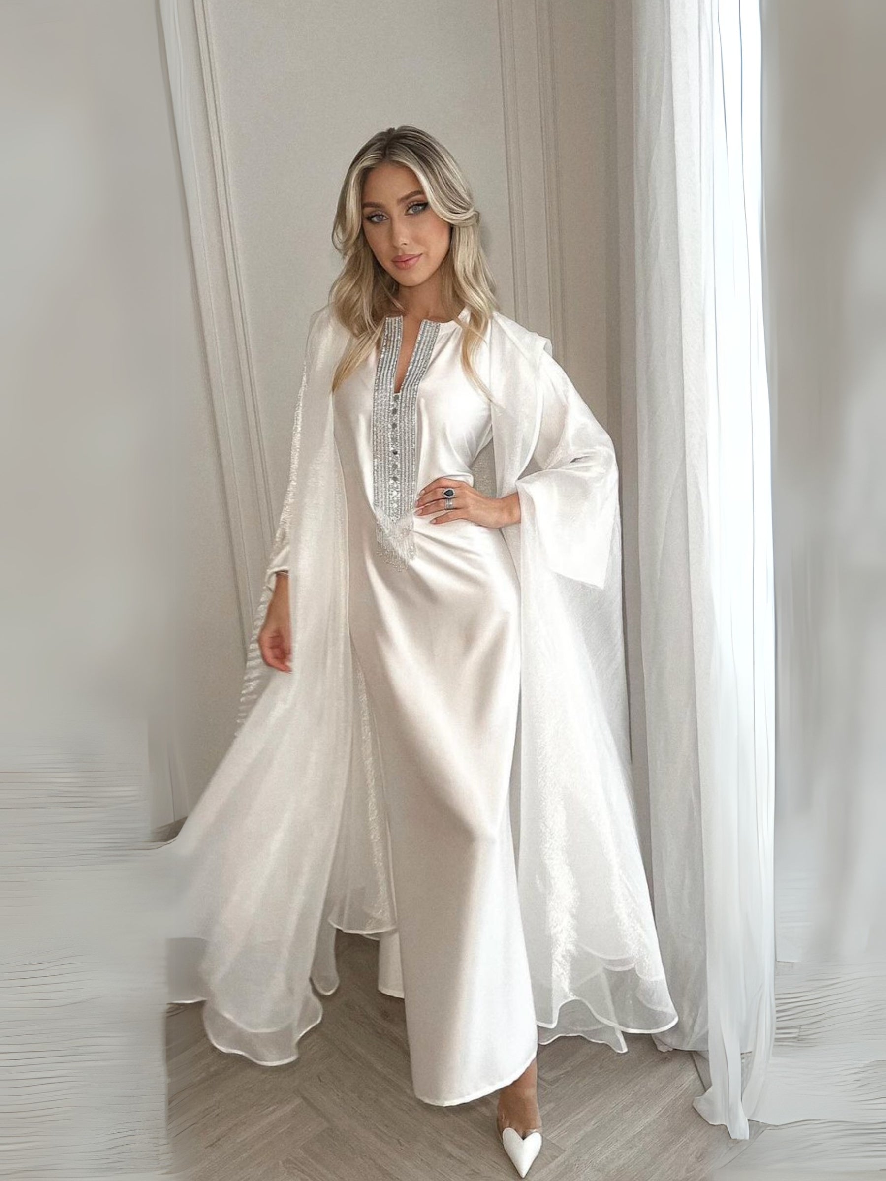 DALIA WHITE