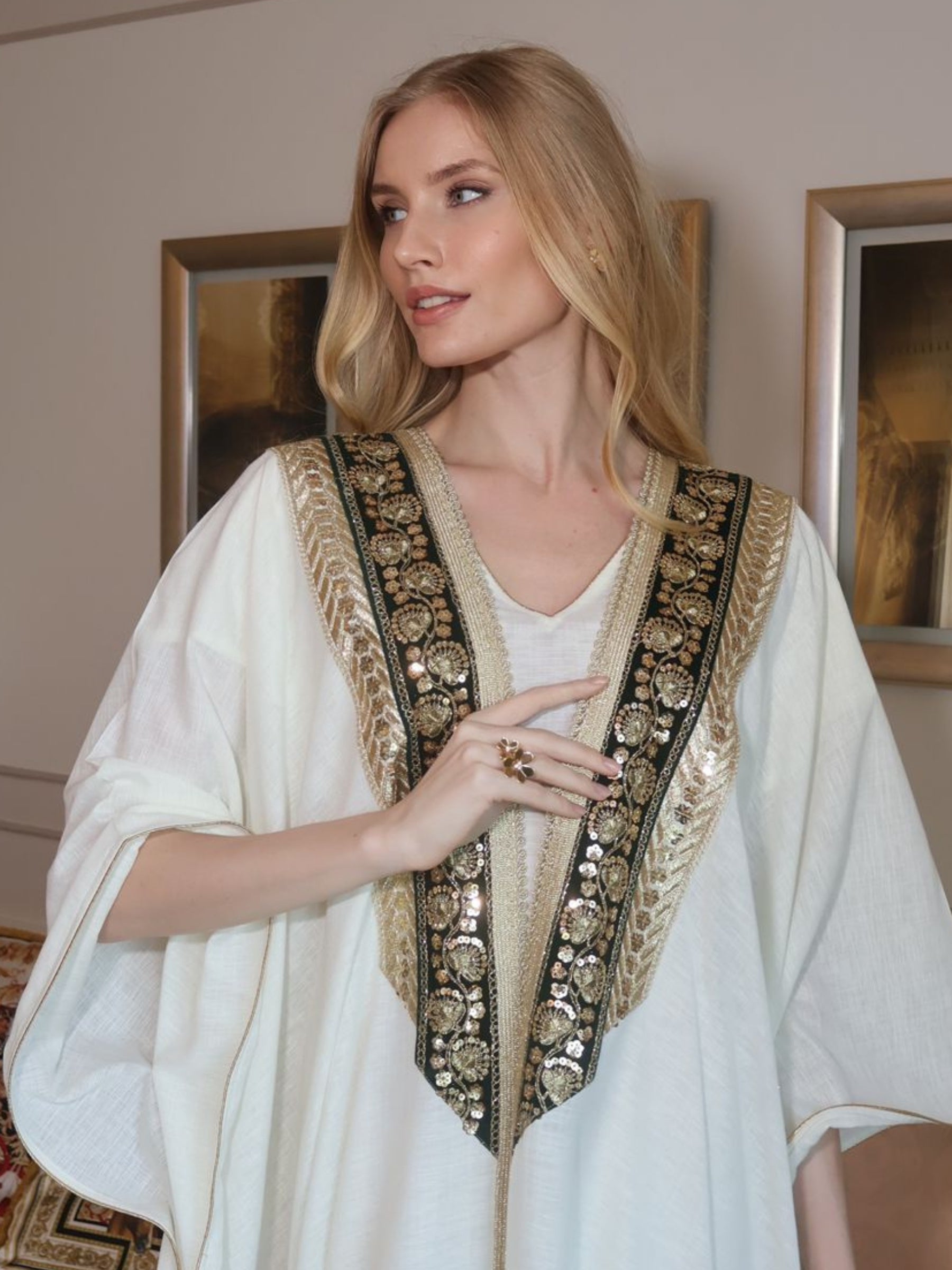 AMANI LINEN EMBROIDERED ABAYA